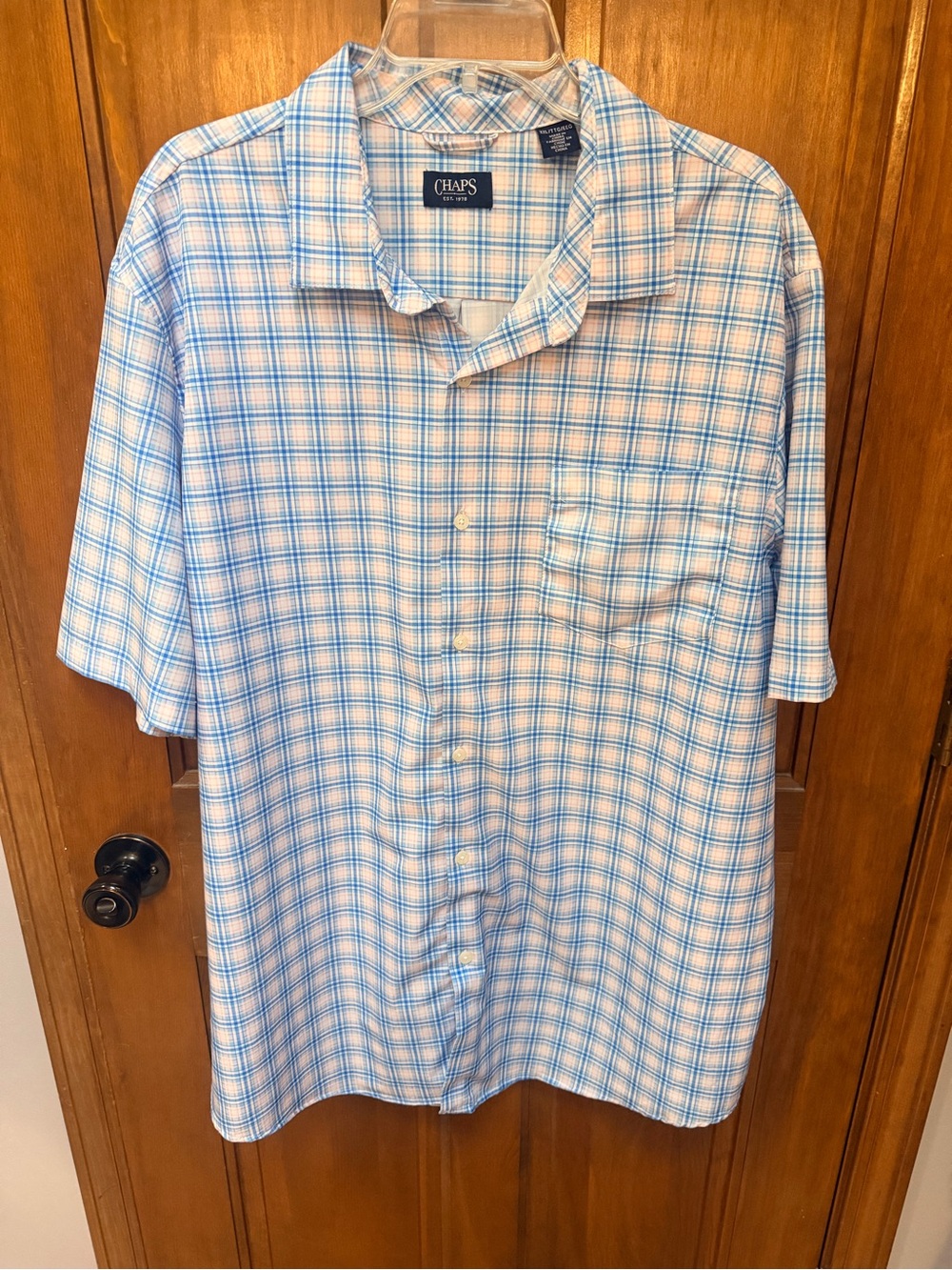 Chaps Men's Light Blue and White Plaid Short-Sleeve Button-Down Shirt